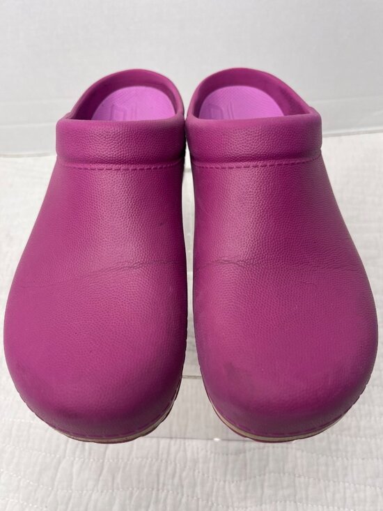 Dansko Shoes - Dansko Kane Womens Fuchsia Slip-On Comfort Casual Work Clogs SZ 37/6.5-7 Stylish